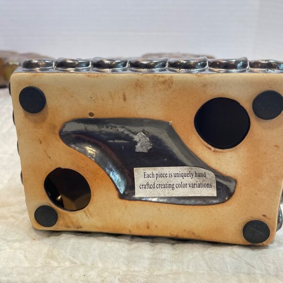 Pair Of Decorative Ceramic Fleur-De-Lis Cross Figurines or Book Ends - Picture 9 of 9